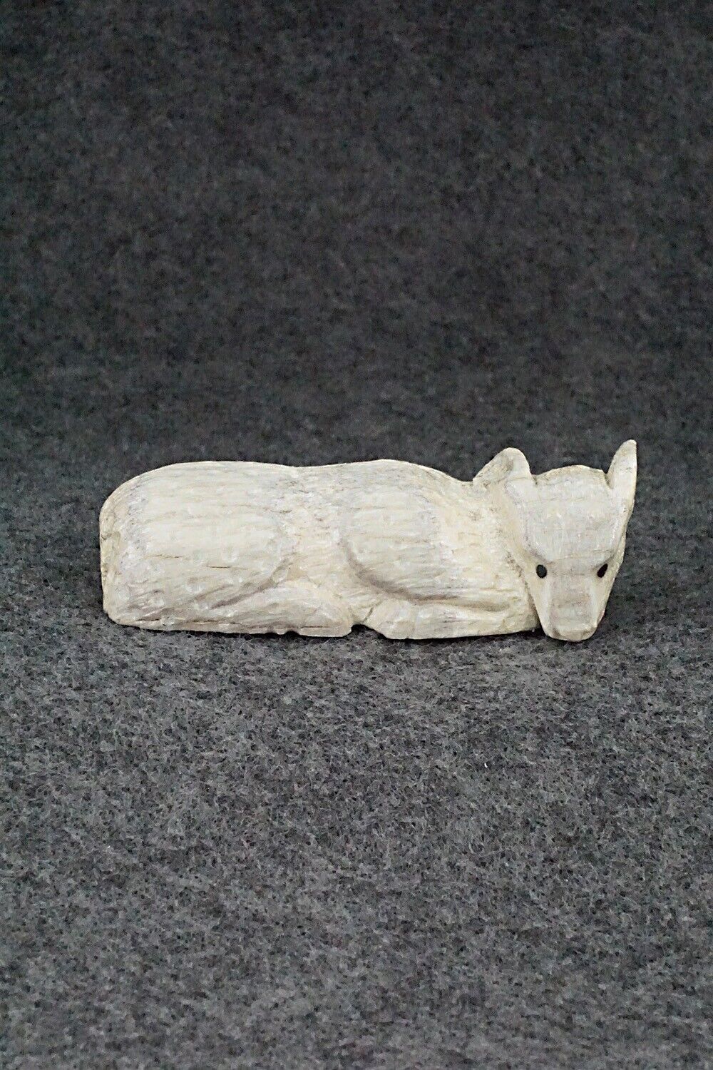 Deer (Fawn) Zuni Fetish Carving - Maxx Laate