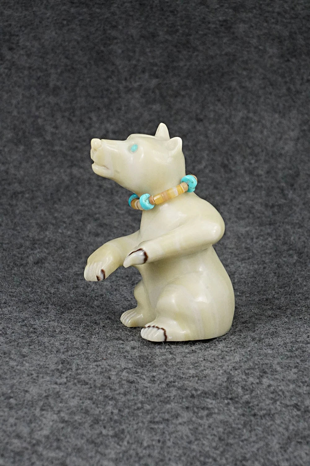 Bear Zuni Fetish Carving - Albert Eustace