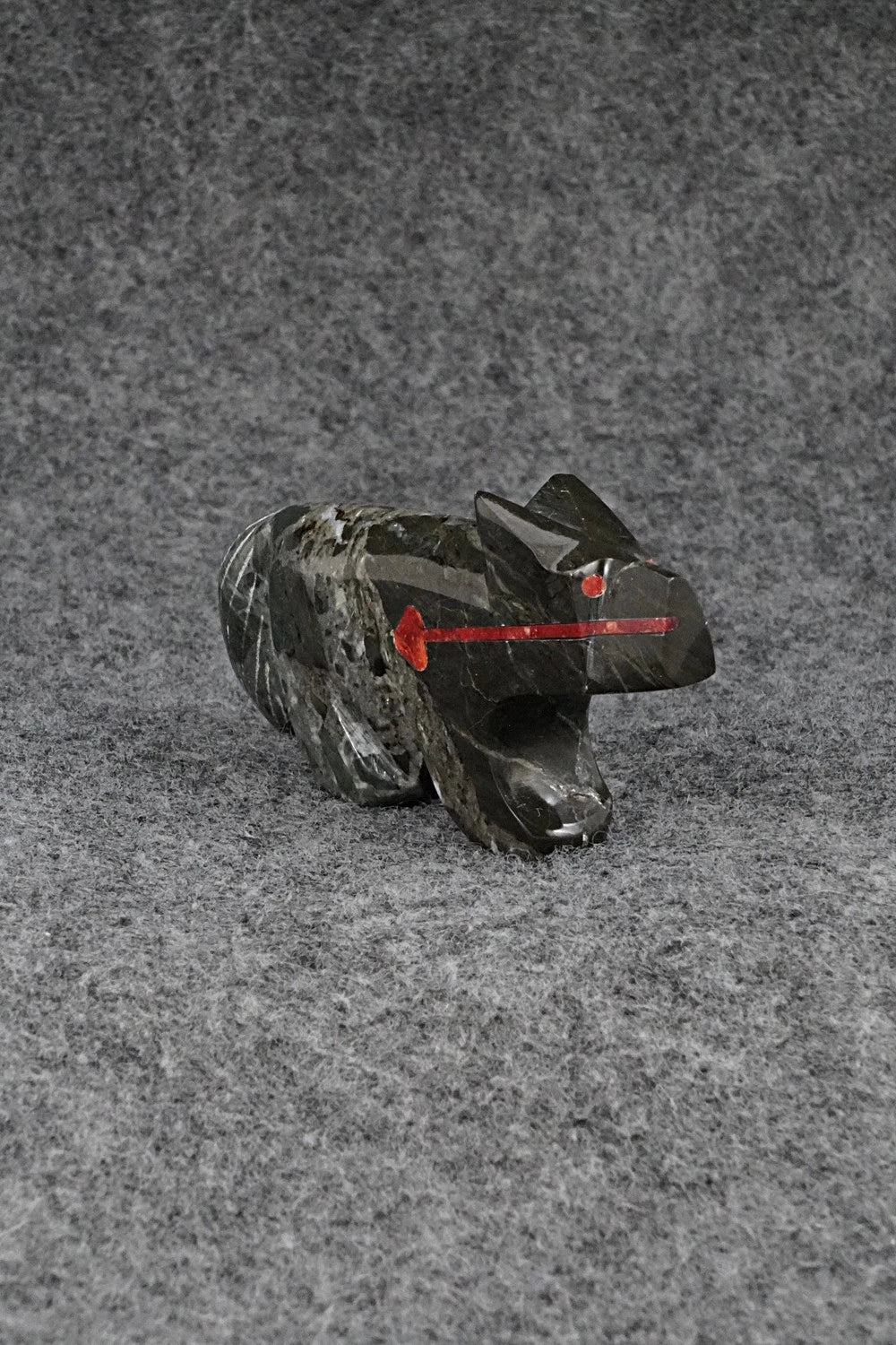 Wolf Zuni Fetish Carving - Kenric Laiwakete