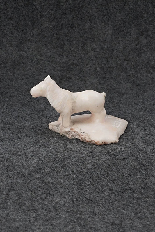Horse Navajo Fetish Carving - Ron Goodluck