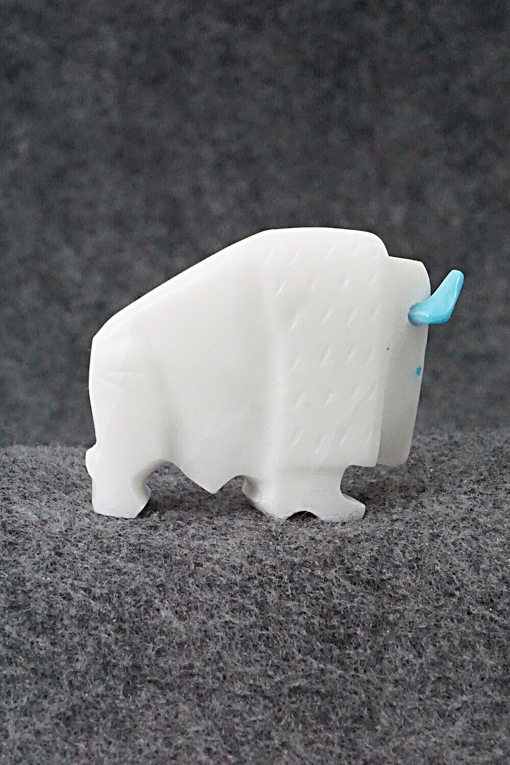Buffalo Zuni Fetish Carving - Todd Etsate