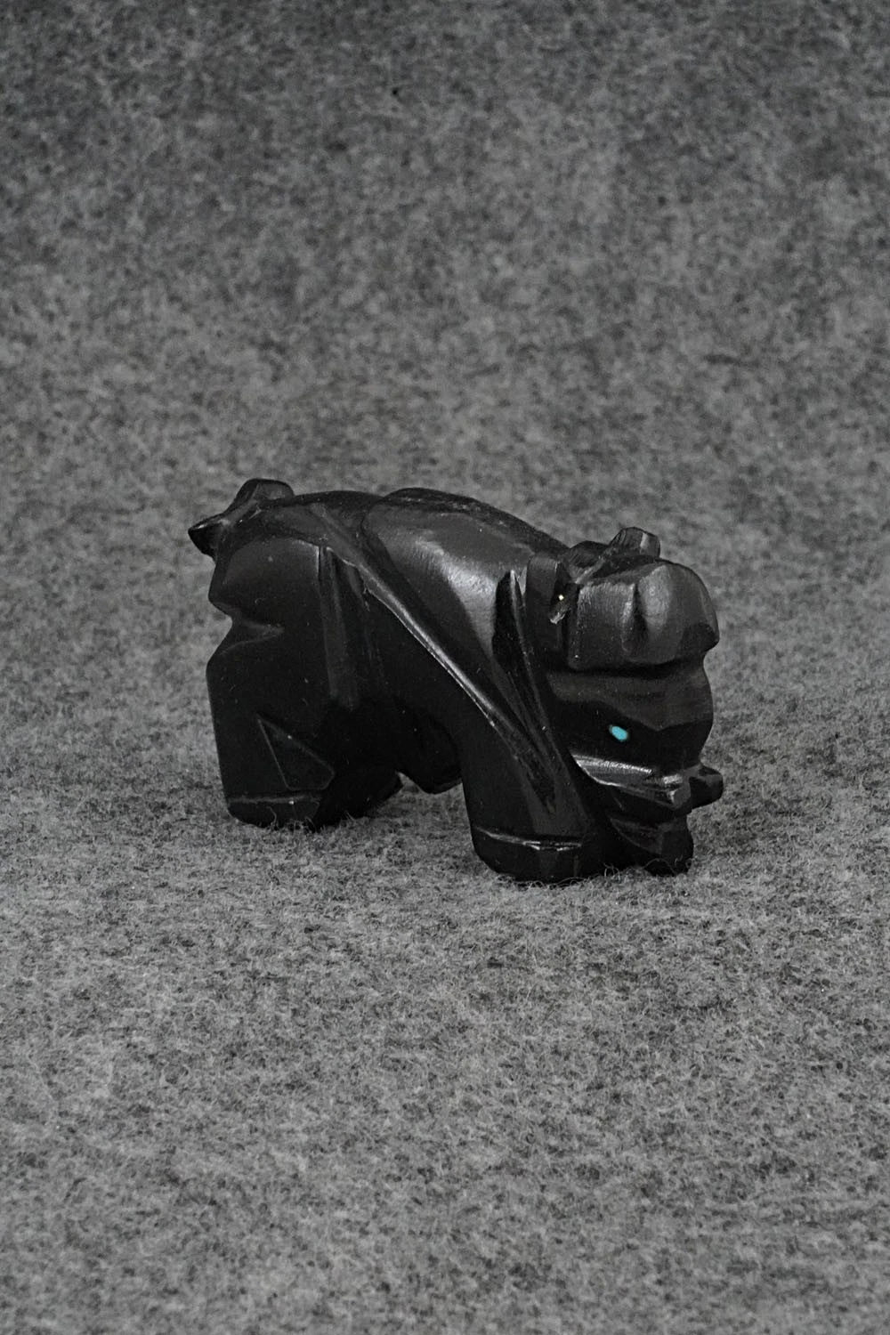 Buffalo Zuni Fetish Carving - Tony Mackel