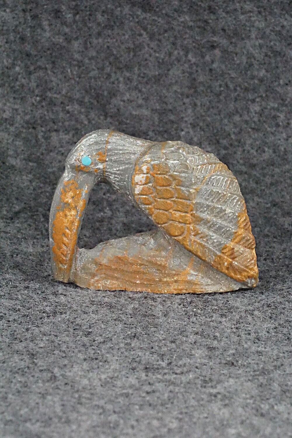 Hummingbird Zuni Fetish Carving - Derrick Kaamasee
