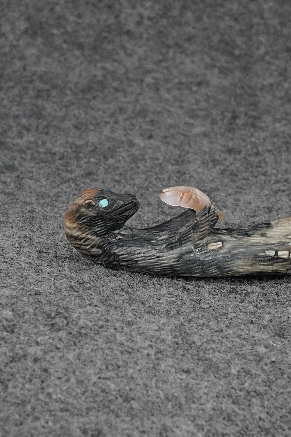 Otter Zuni Fetish Carving - Lance Cheama