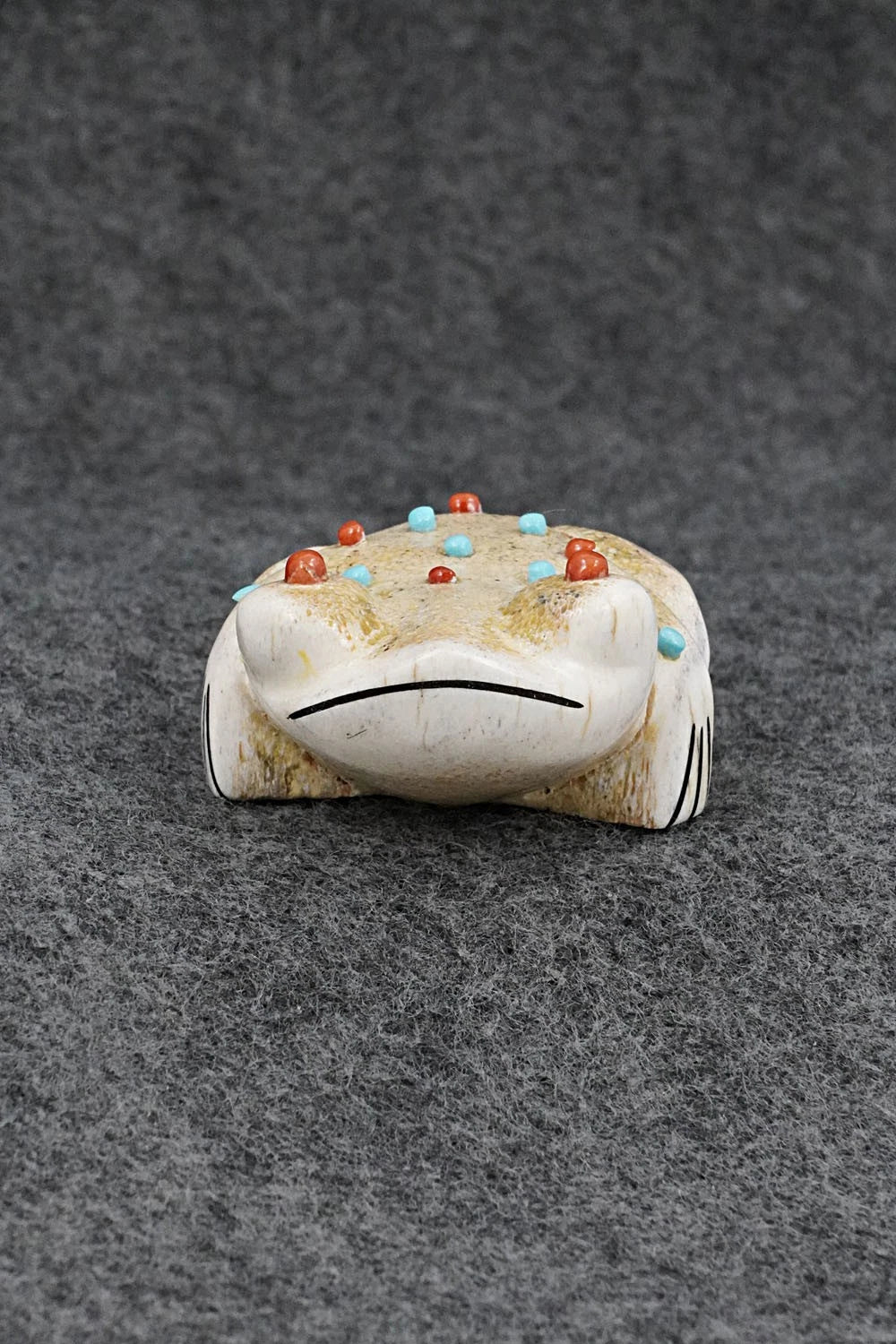 Frog Zuni Fetish Carving - Claudia Peina