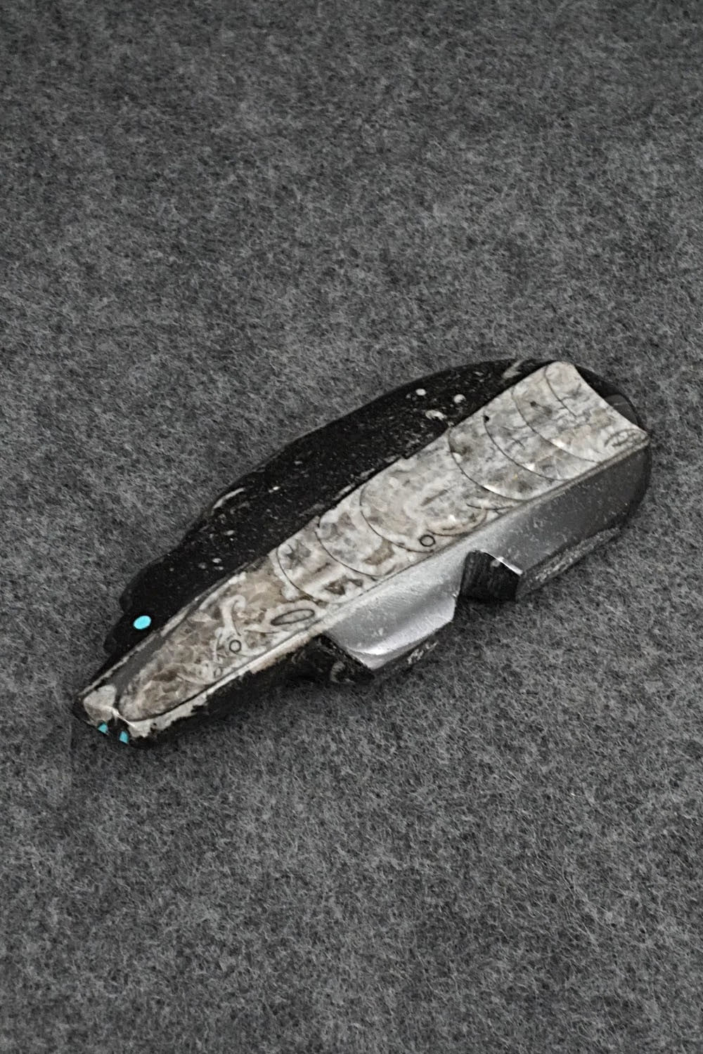 Bear Zuni Fetish Carving - Bernard Laiwakete