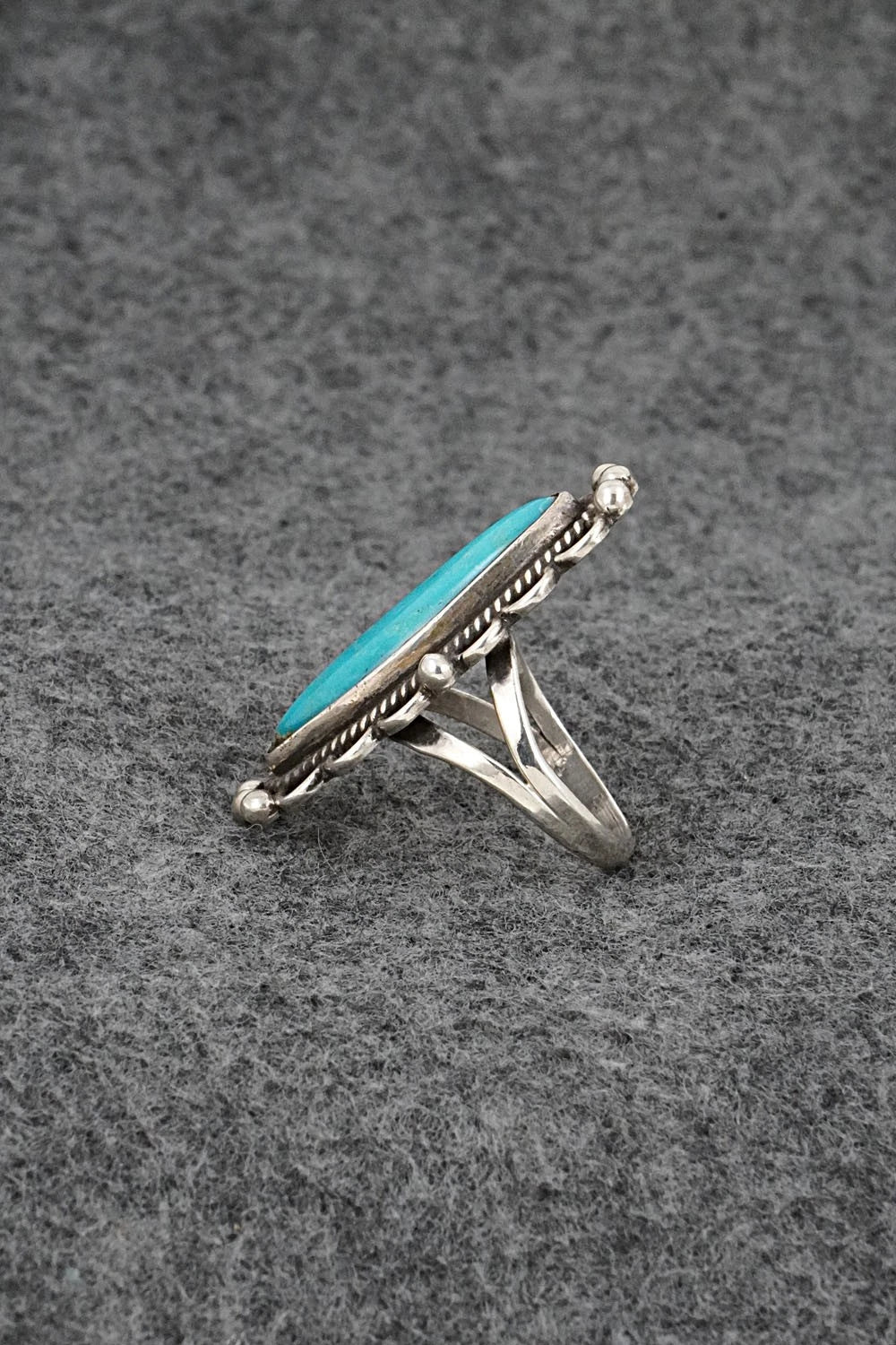 Turquoise & Sterling Silver Vintage Ring - Size 6