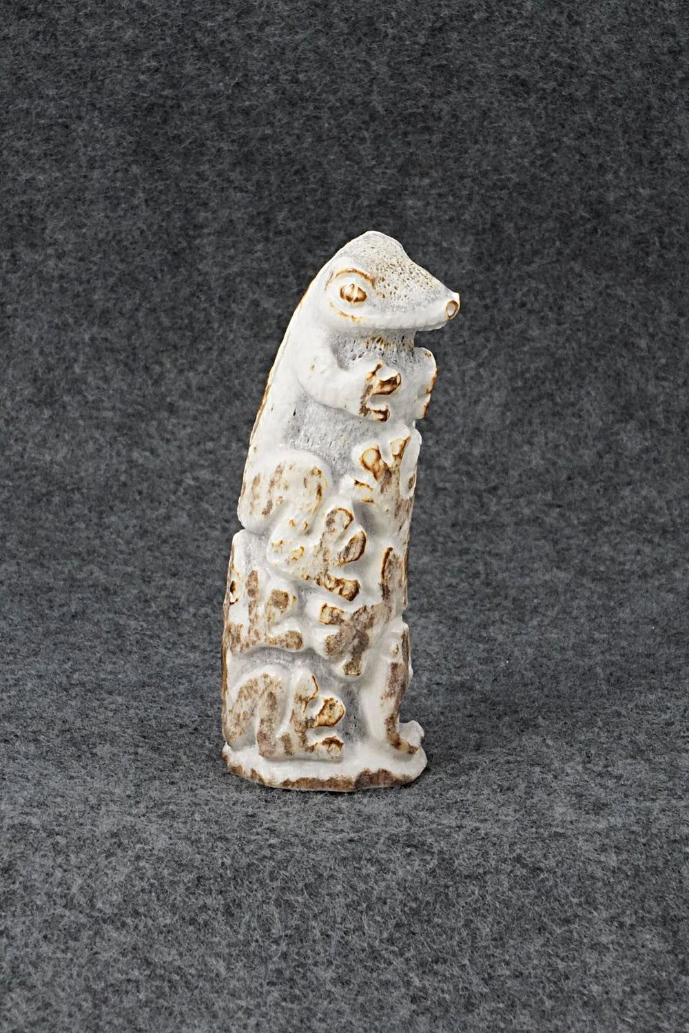 Frog Zuni Fetish Carving - Maxx Laate