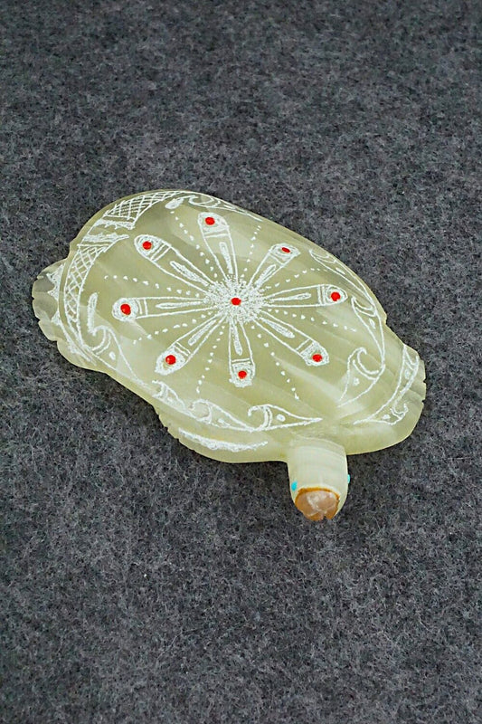 Turtle Zuni Fetish Carving - Adrian Cachini