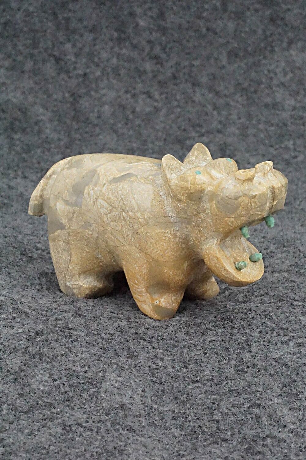 Hippo Zuni Fetish Carving - Enrike Leekya