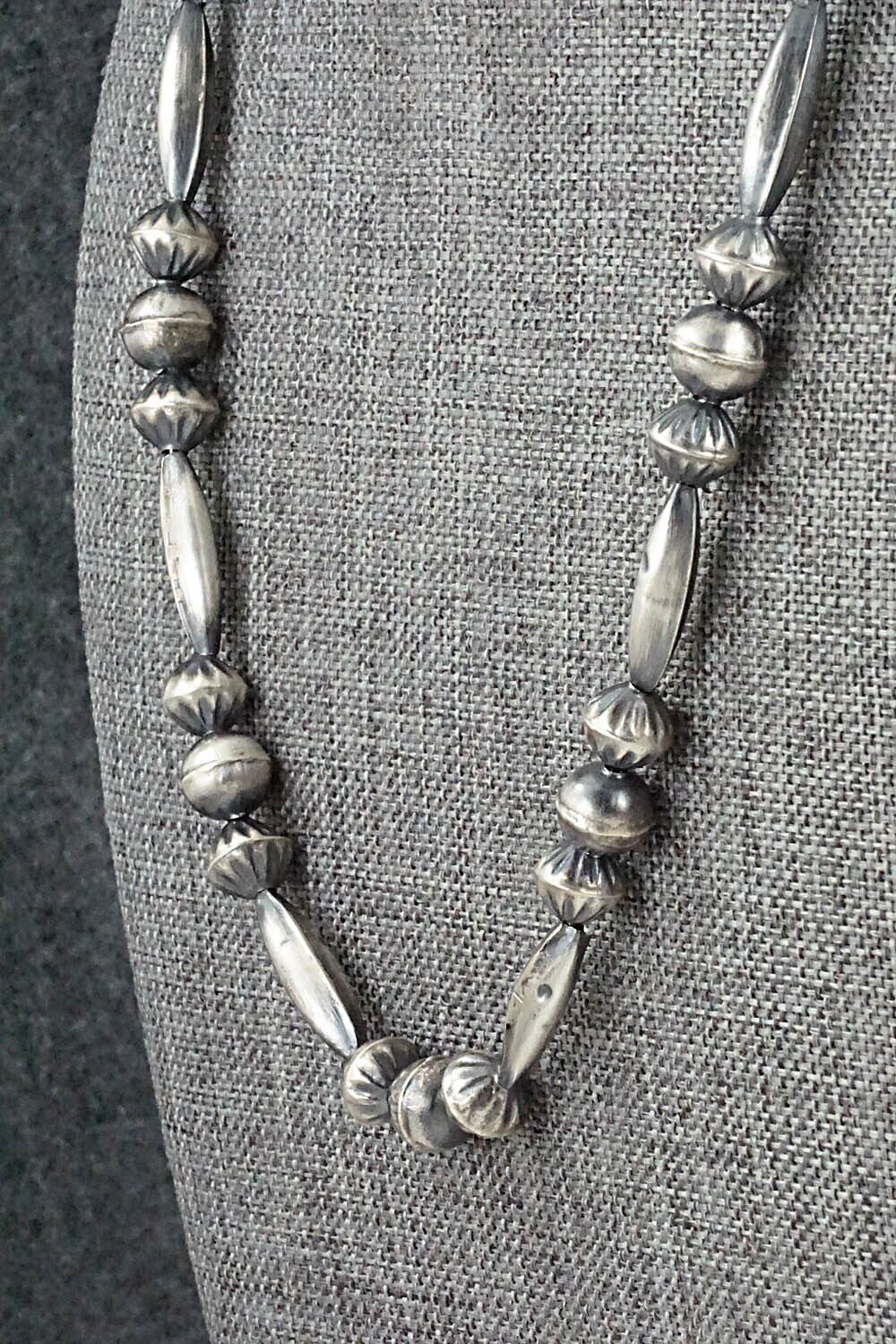 Sterling Silver Navajo Pearl Necklace 18" - Vintage