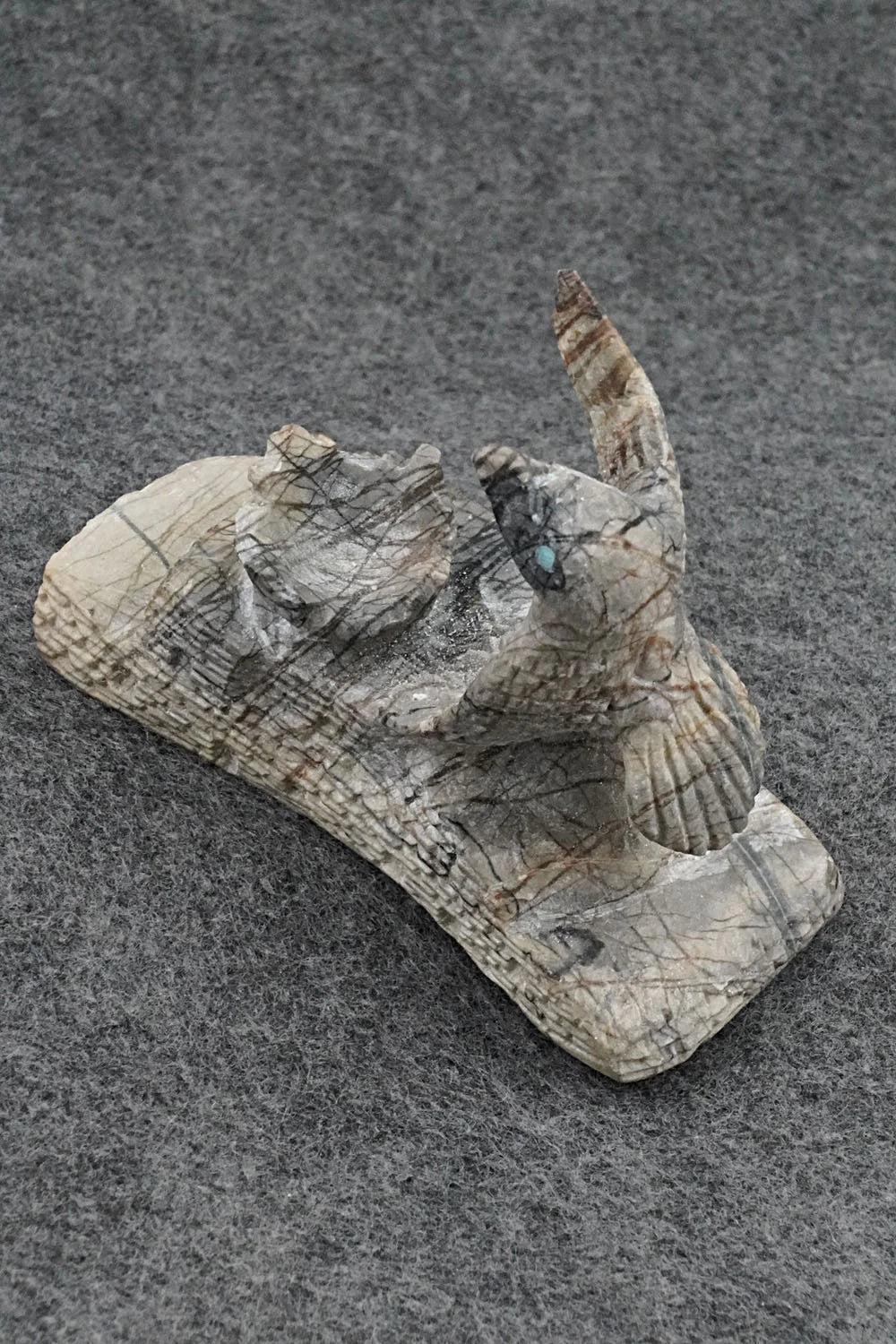 Eagle Zuni Fetish Carving - Herb Him