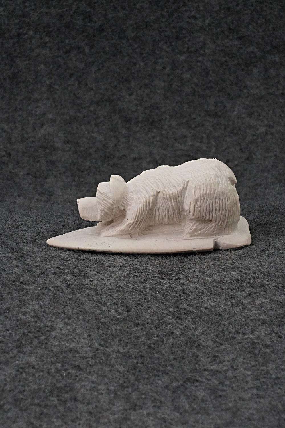 Bear Zuni Fetish Carving - Patrick Lincoln