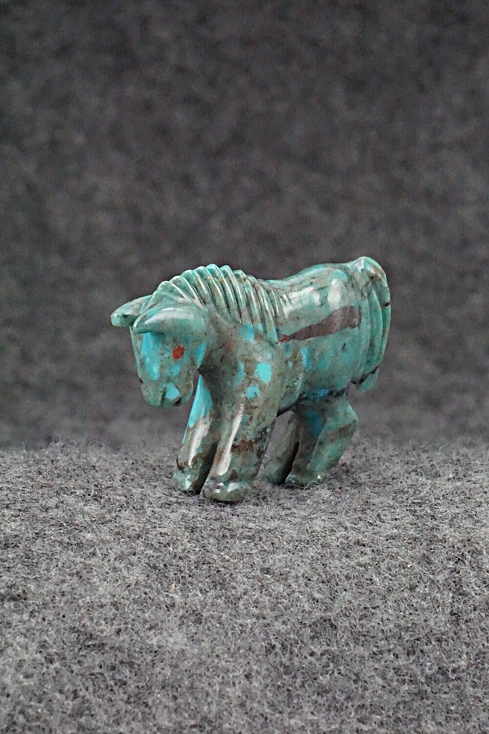 Horse Zuni Fetish Carving - Andres Quandelacy