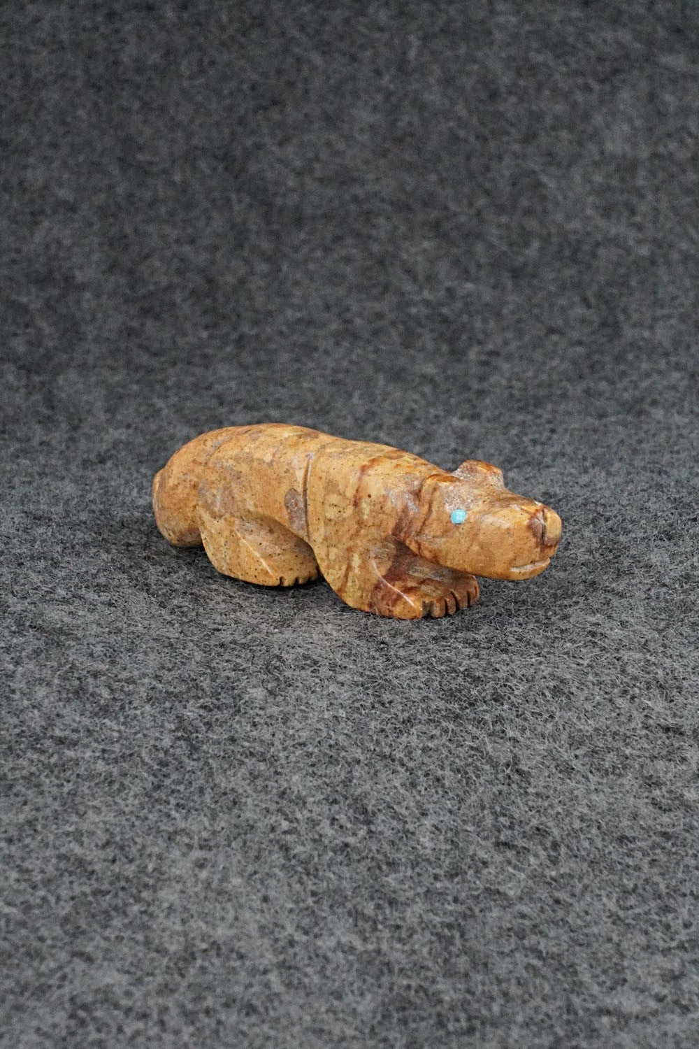 Mountain Lion Zuni Fetish Carving - Reynold Lunasee