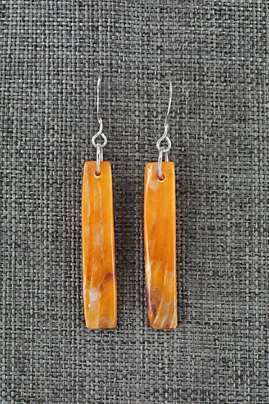 Spiny Oyster & Sterling Silver Earrings - Jesus Espino