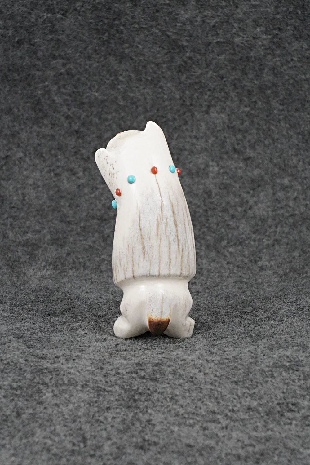 Bear Zuni Fetish Carving - Claudia Peina