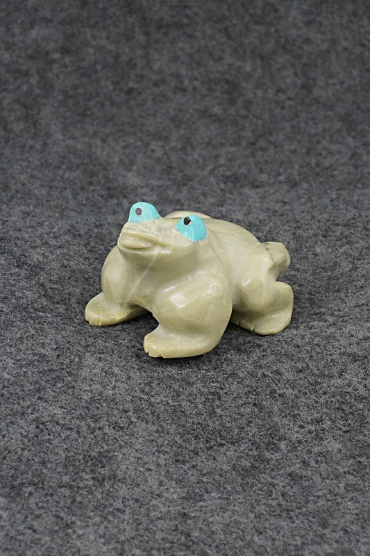 Frog Zuni Fetish Carving - Freddie Leekya