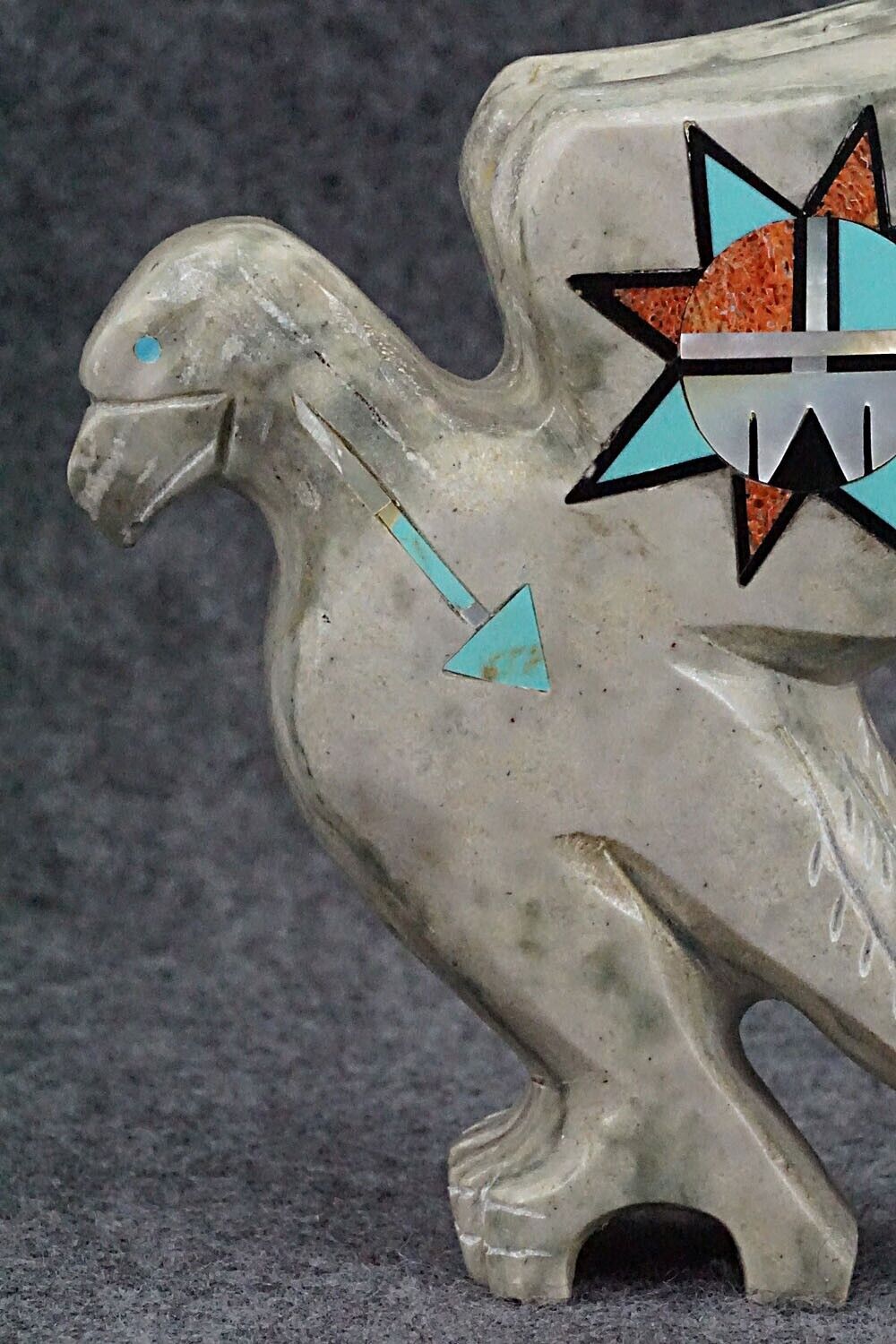 Eagle Zuni Fetish Carving - Andres Lementino