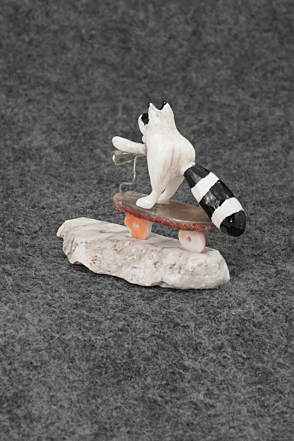 Raccoon Zuni Fetish Carving - Ruben Najera
