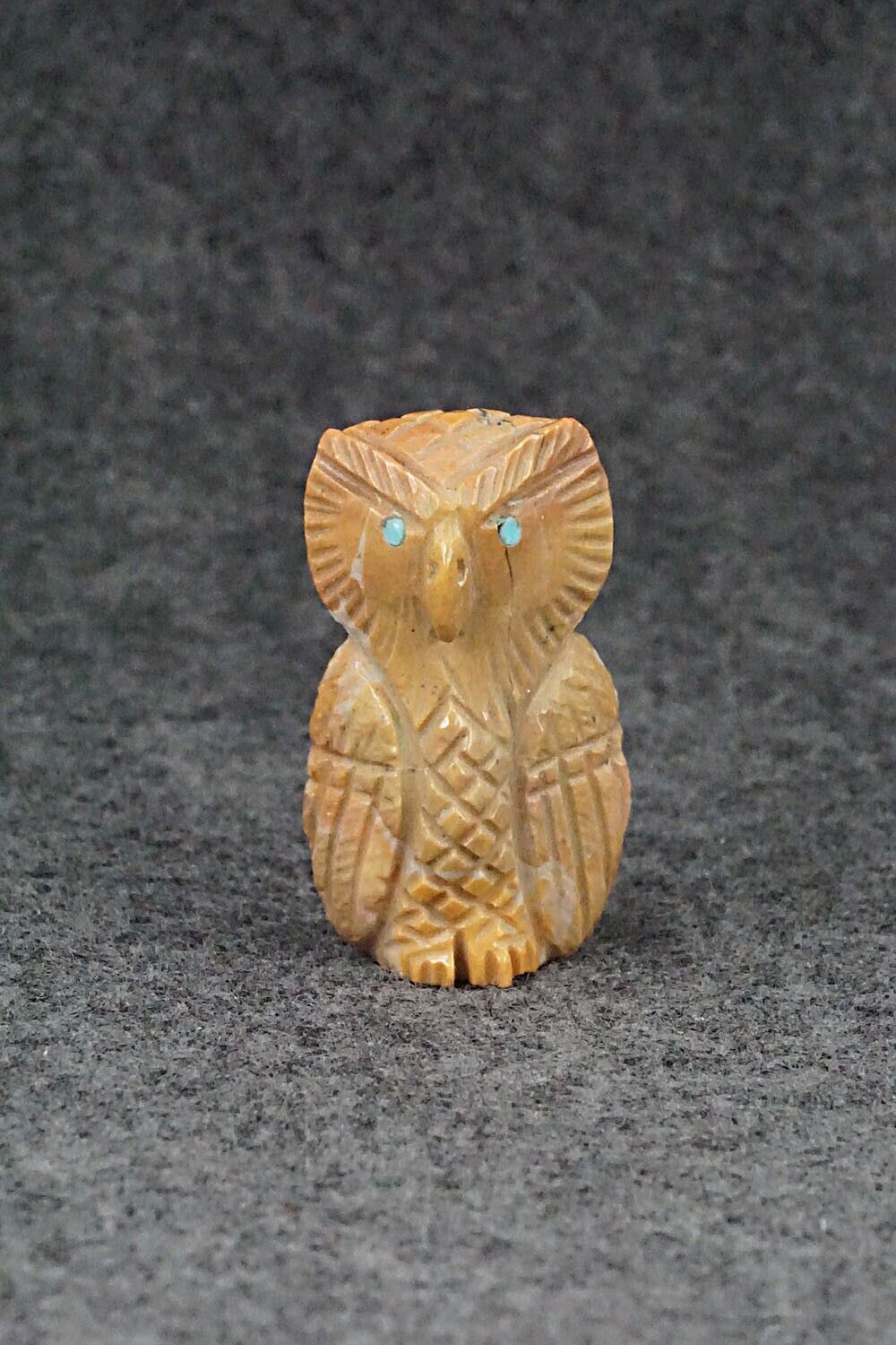 Owl Zuni Fetish Carving - Jonas Hustito