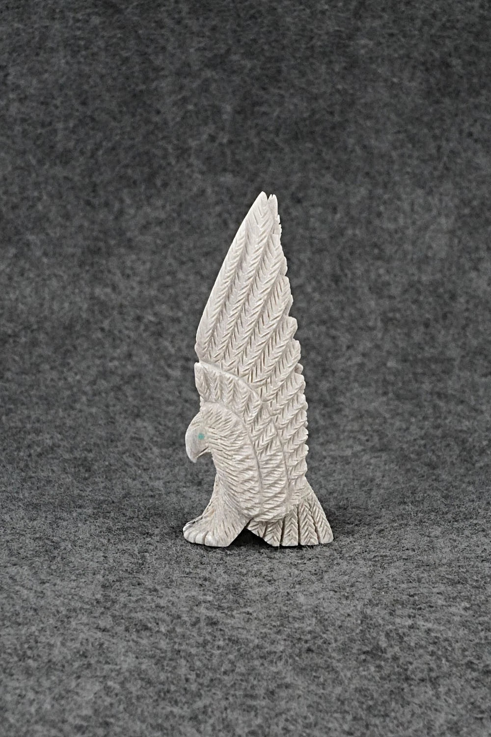 Eagle Zuni Fetish Carving - Justin Hustito