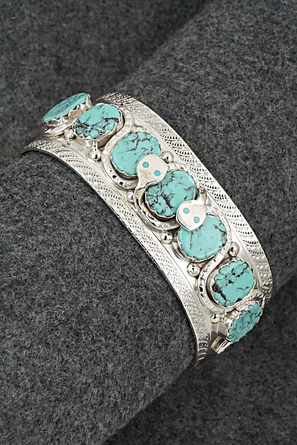 Turquoise & Sterling Silver Bracelet - Joy Calavaza