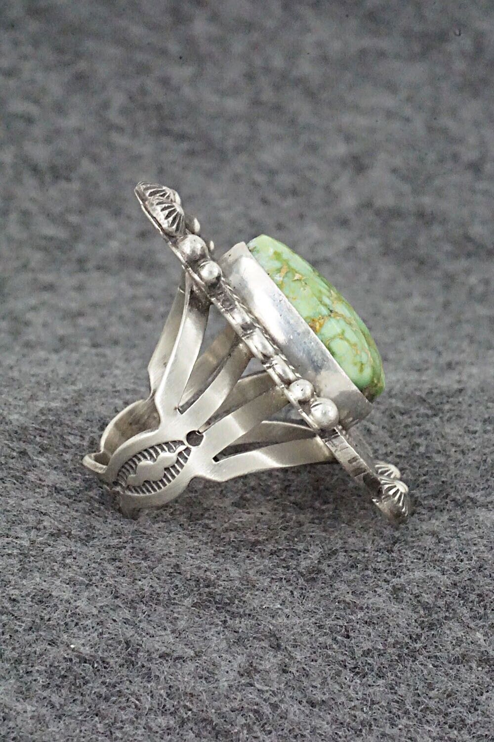 Turquoise & Sterling Silver Ring - Tom Lewis - Size 6