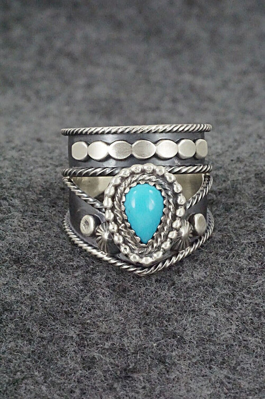 Turquoise & Sterling Silver Ring - Tom Lewis - Size 9.75