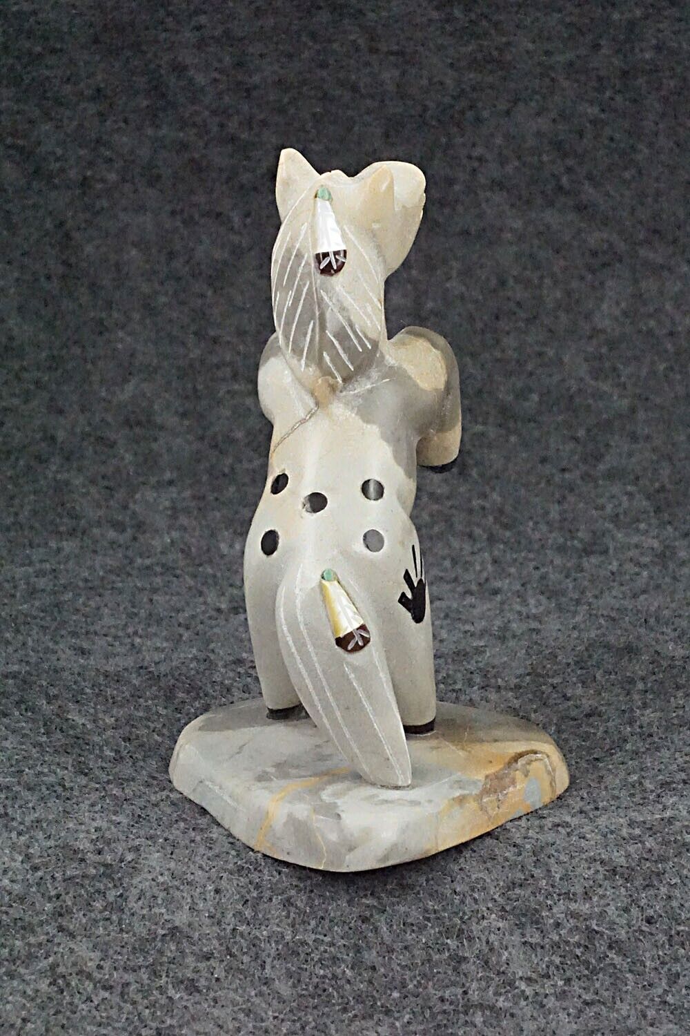 Horse Zuni Fetish Carving - Enrike Leekya