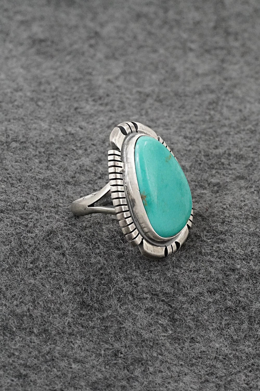 Turquoise & Sterling Silver Ring - Thomas Francisco - Size 6.5