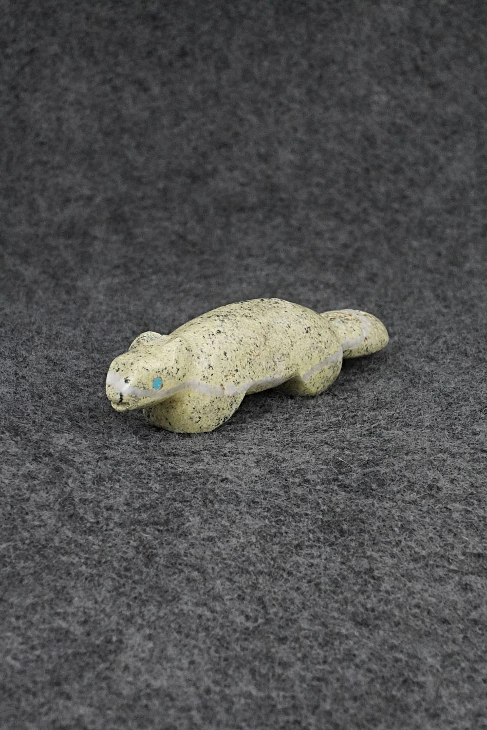 Beaver Zuni Fetish Carving - Marveletta Phillips