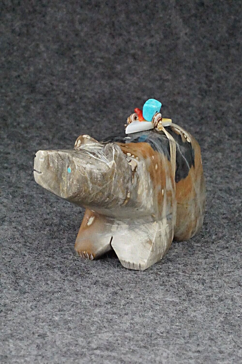 Bear Zuni Fetish Carving - Stewart Alanzo