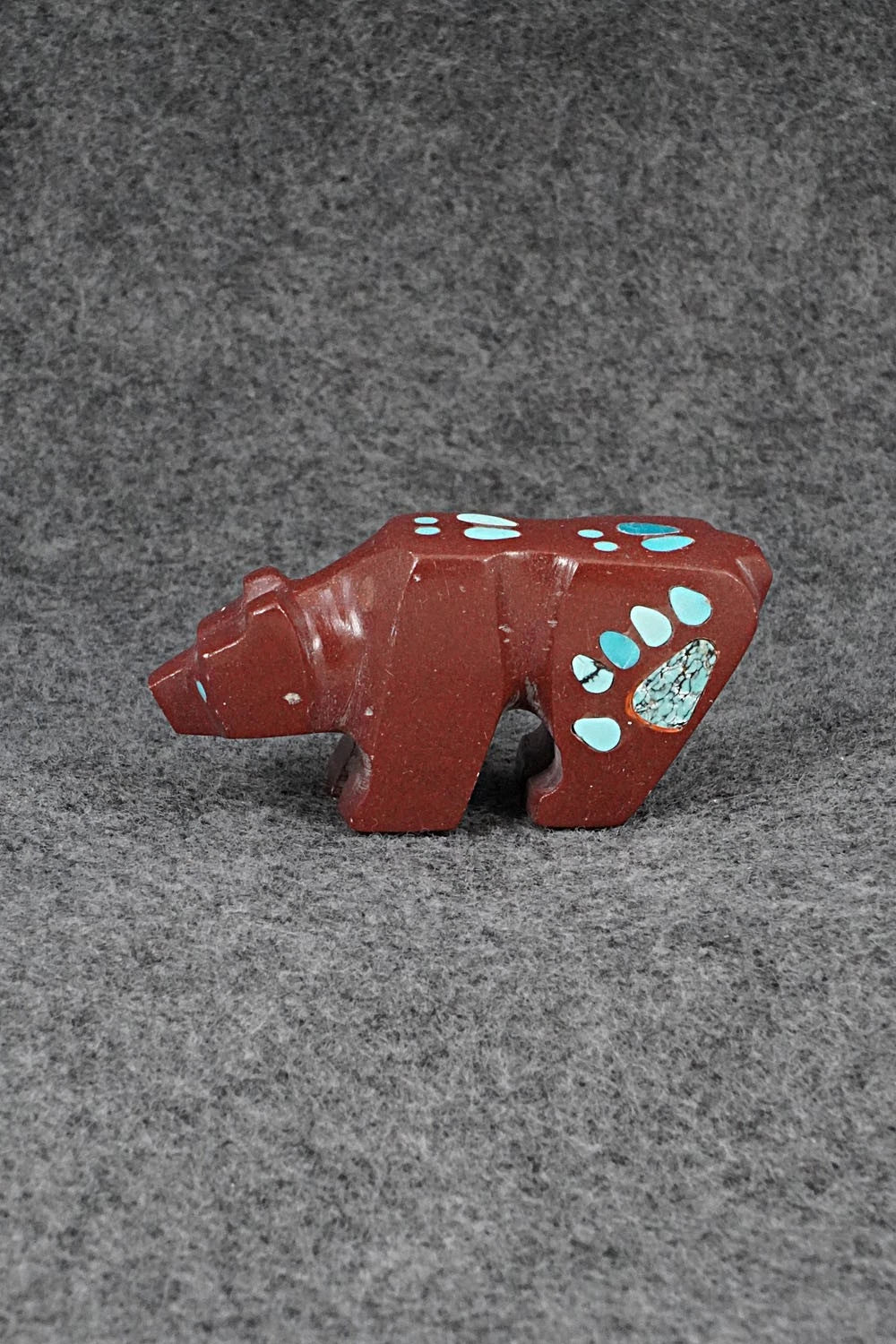 Bear Zuni Fetish Carving - Cameron Nastacio