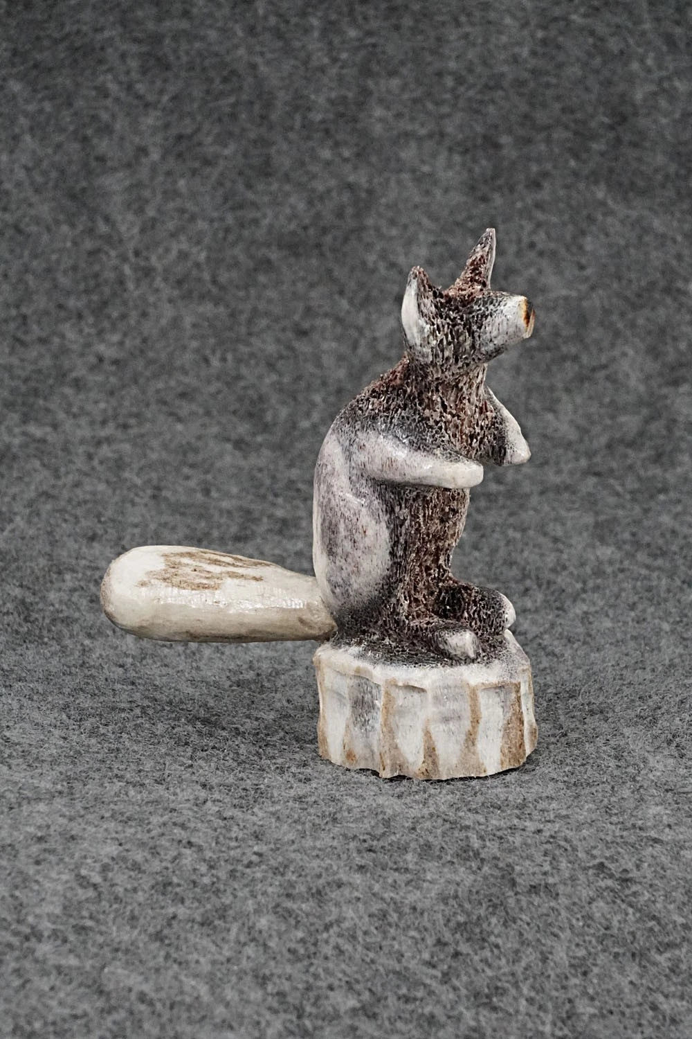 Raccoon Zuni Fetish Carving - Ruben Najera
