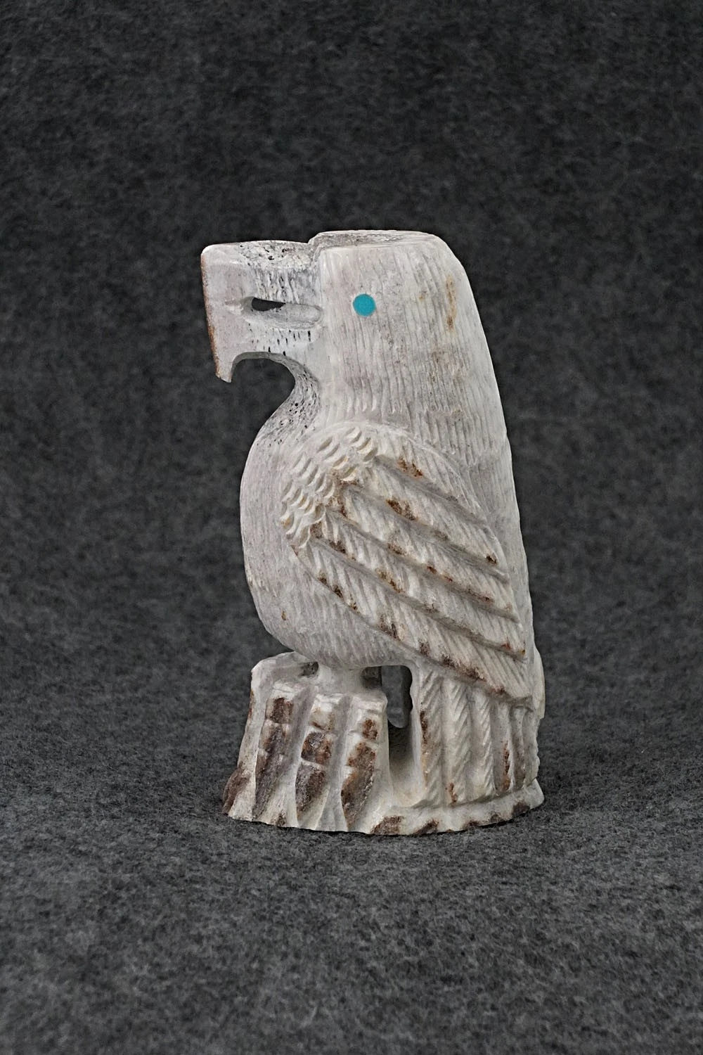 Eagle Zuni Fetish Carving - Gerrick Weeka