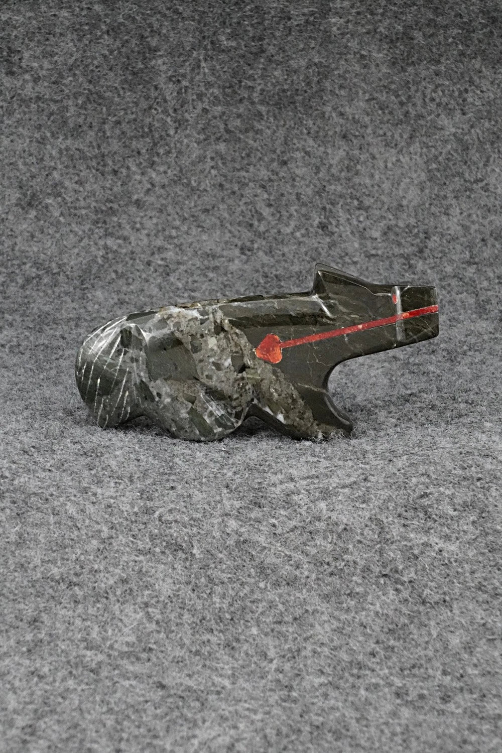 Wolf Zuni Fetish Carving - Kenric Laiwakete