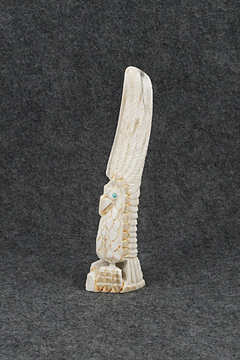 Eagle Zuni Fetish Carving - Garrick Weeka