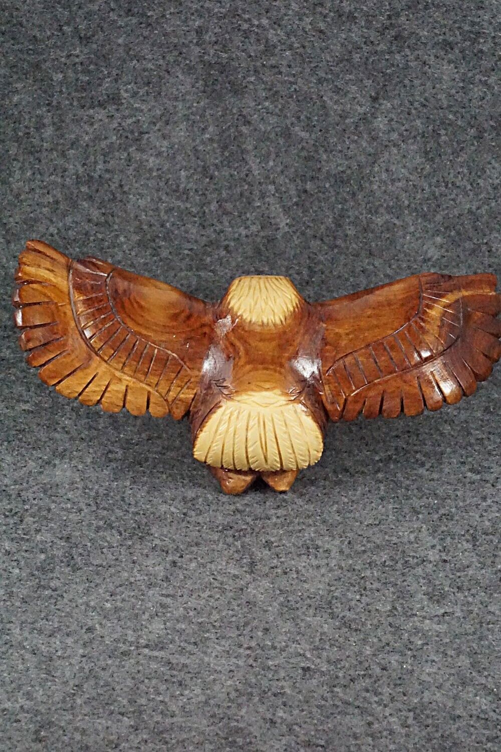 Eagle Zuni Fetish Carving - Chris Nastacio