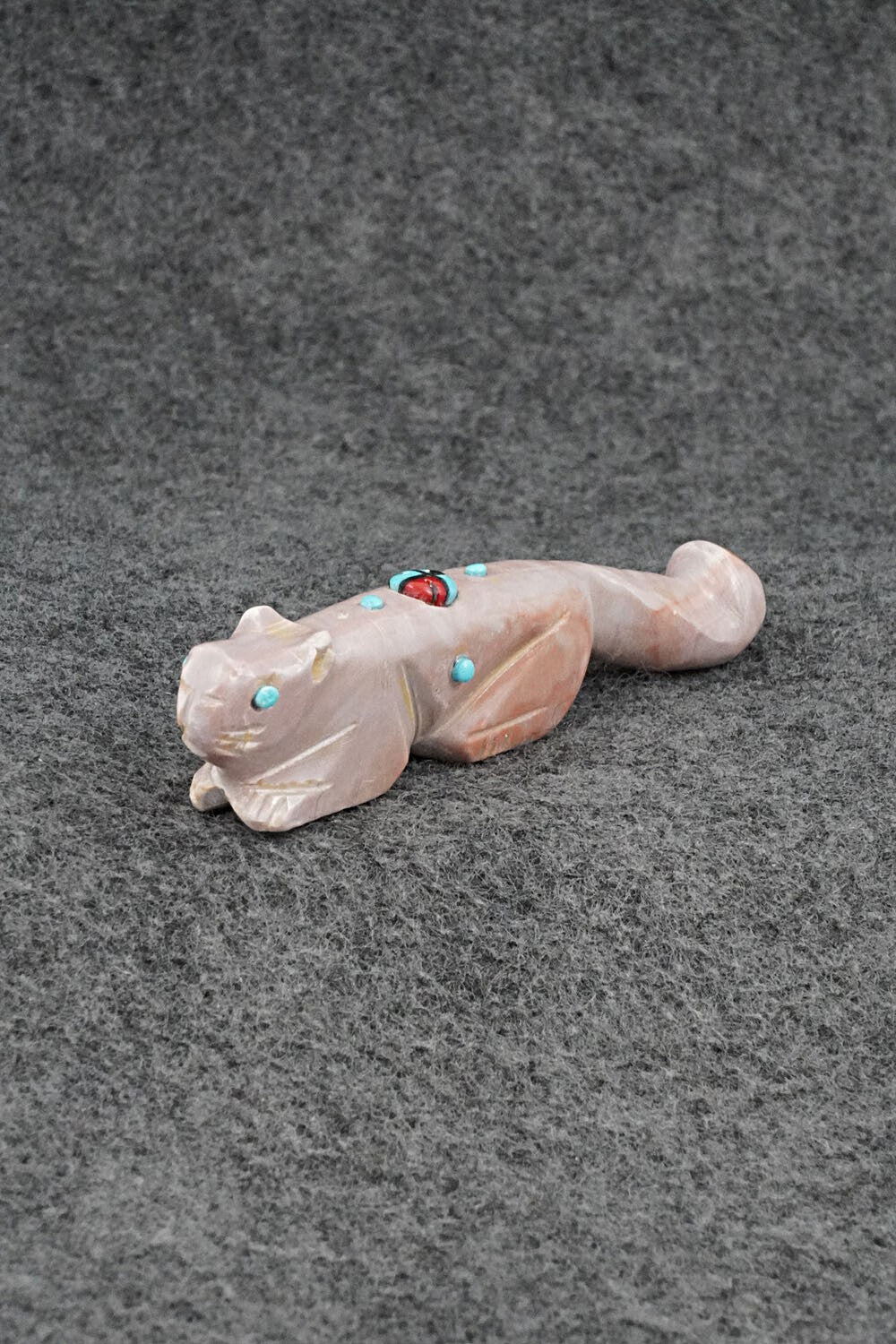 Mountain Lion Zuni Fetish Carving - Danette Laate