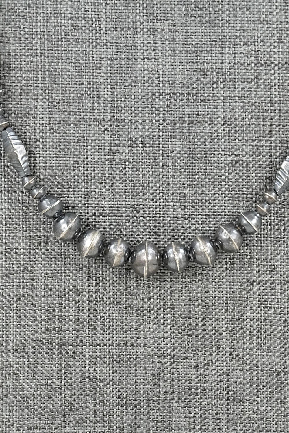 Sterling Silver Navajo Pearl Necklace 20" - Vintage