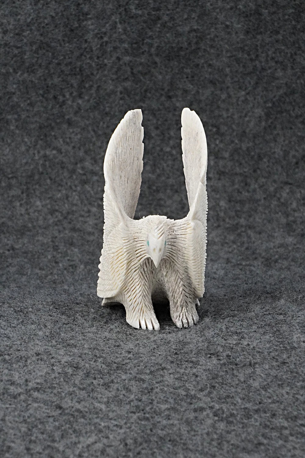 Eagle Zuni Fetish Carving - Justin Hustito