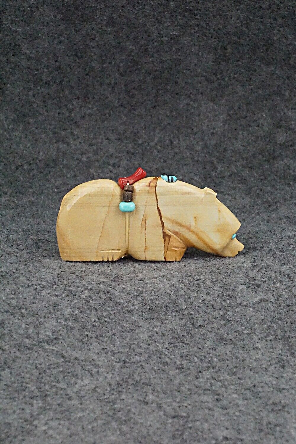Bear Zuni Fetish Carving - Danette Laate