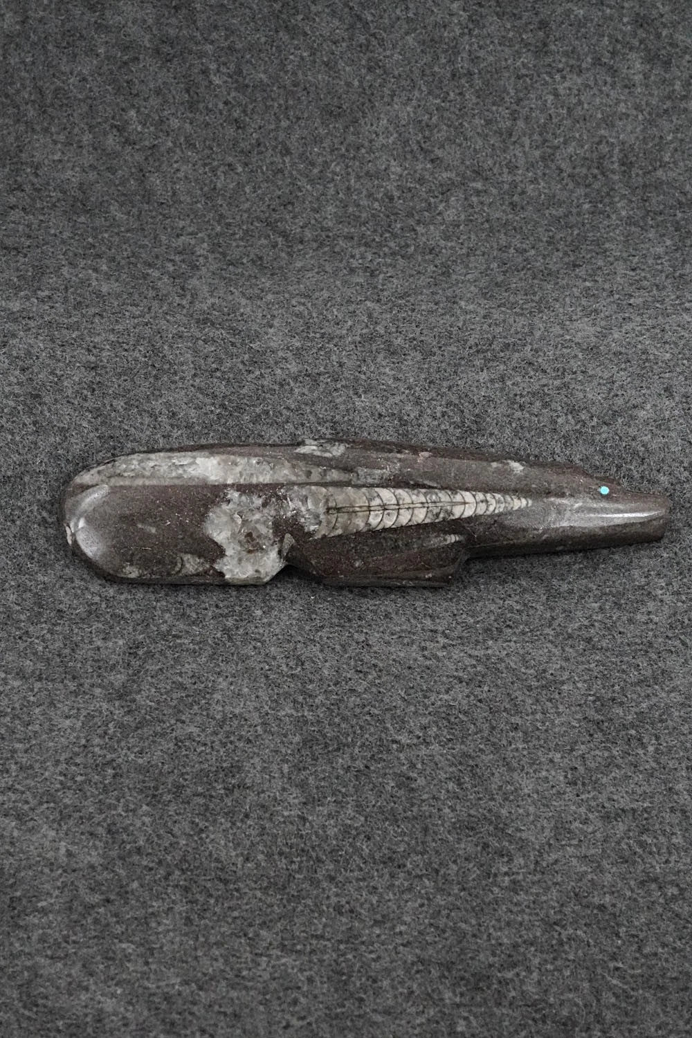 Bear Zuni Fetish Carving - Bernard Laiwakete