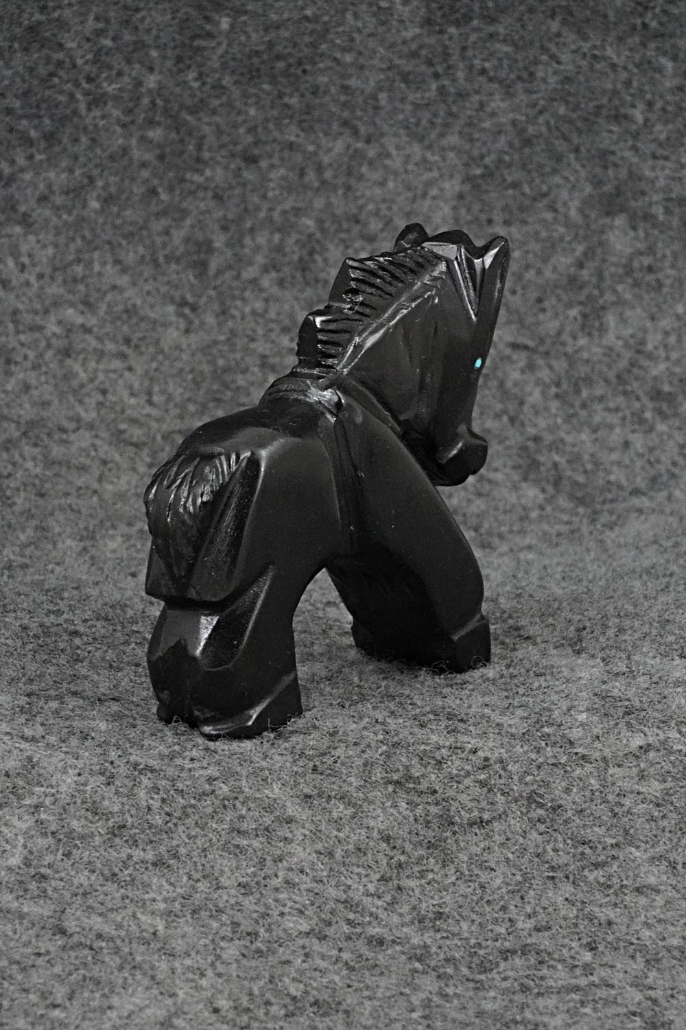 Horse Zuni Fetish Carving - Tony Mackel