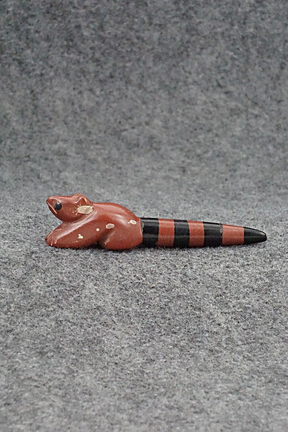 Raccoon Zuni Fetish Carving - Justin Red Elk