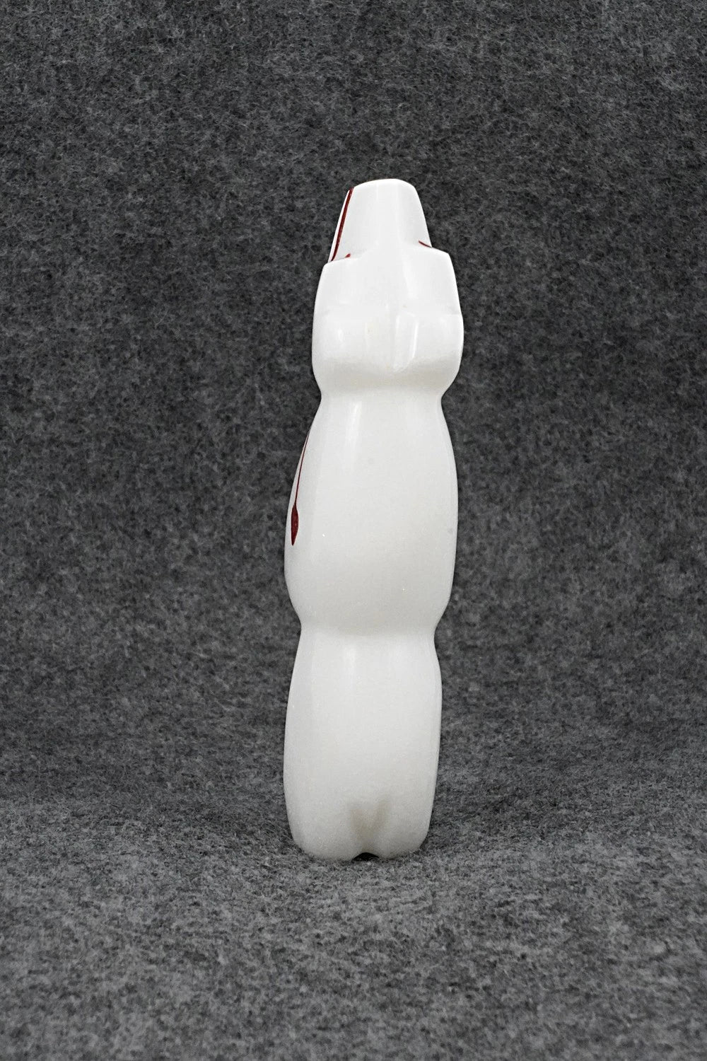 Bear Zuni Fetish Carving - Kenric Laiwakete