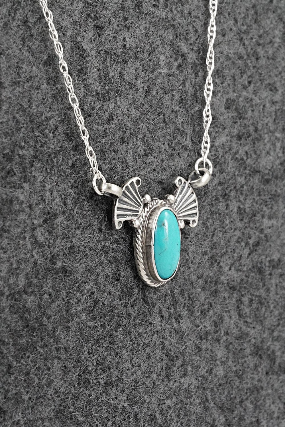 Turquoise & Sterling Silver Necklace - Verley Betone