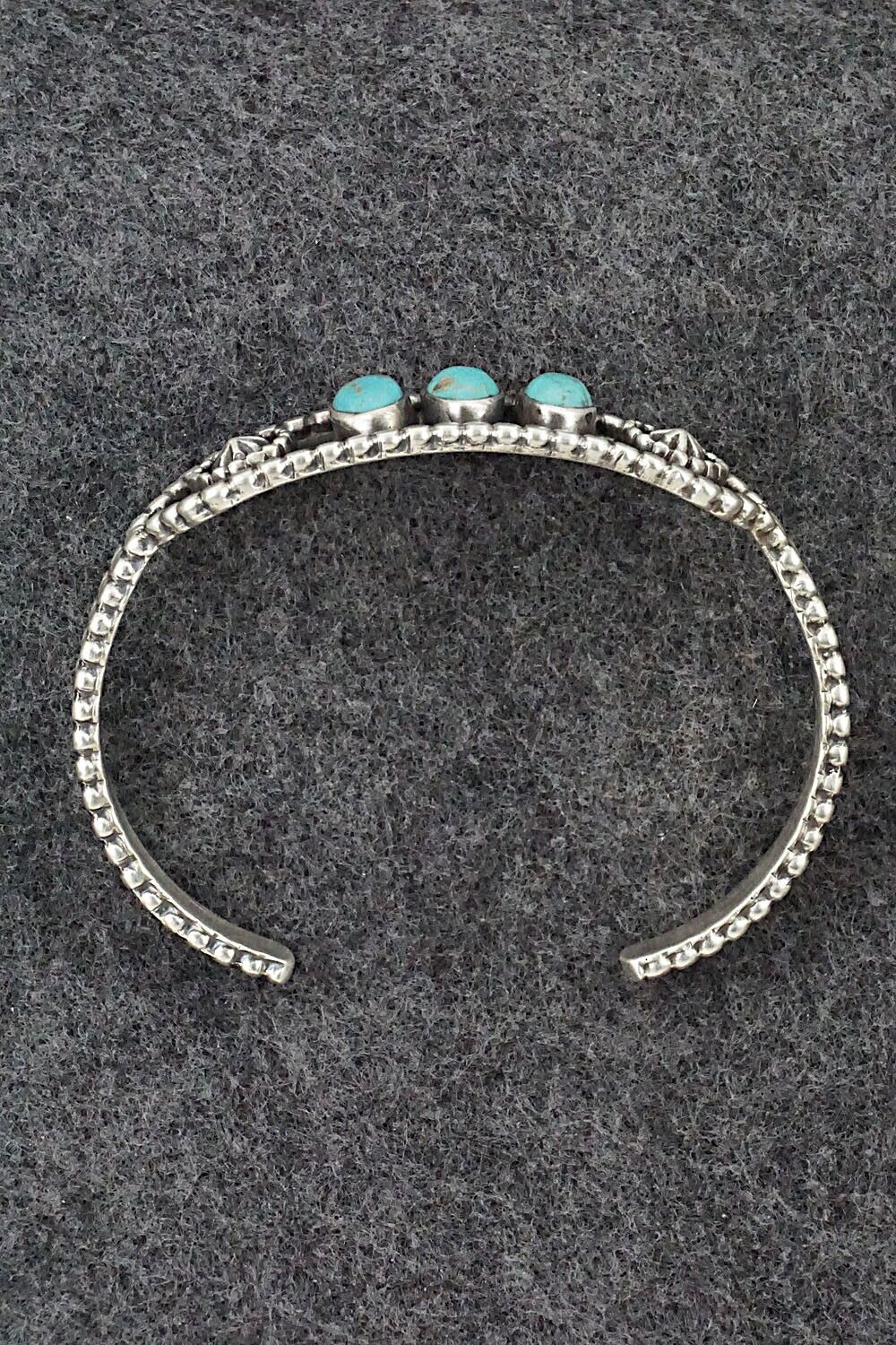 Turquoise & Sterling Silver Bracelet - Verley Betone