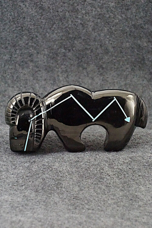 Ram Zuni Fetish Carving - Kenric Laiwakete